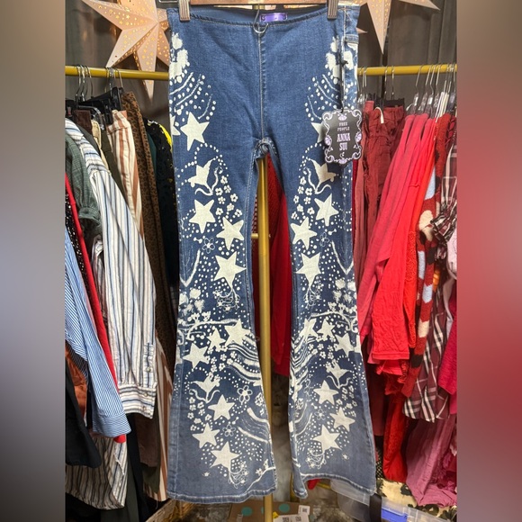 Free People We the Free x Anna Sui Penny Star Printed Pull-On Flare Jeans - Picture 5 of 8